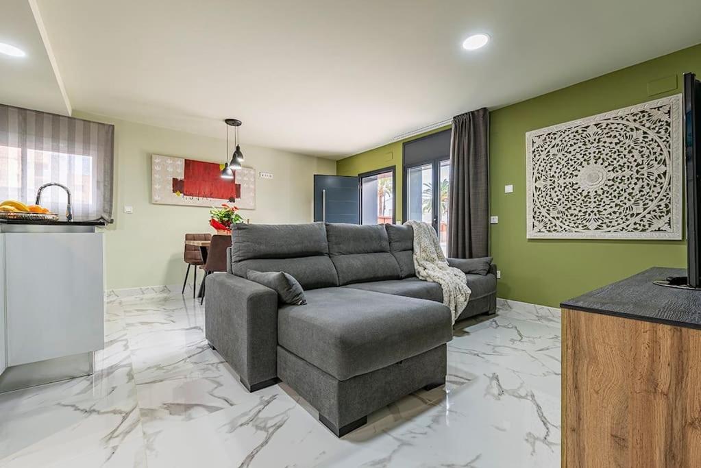 5 Stelle Piscina, Jacuzzi, Wifi - 2 Min Dal Mare Lägenhet Miami Playa Exteriör bild