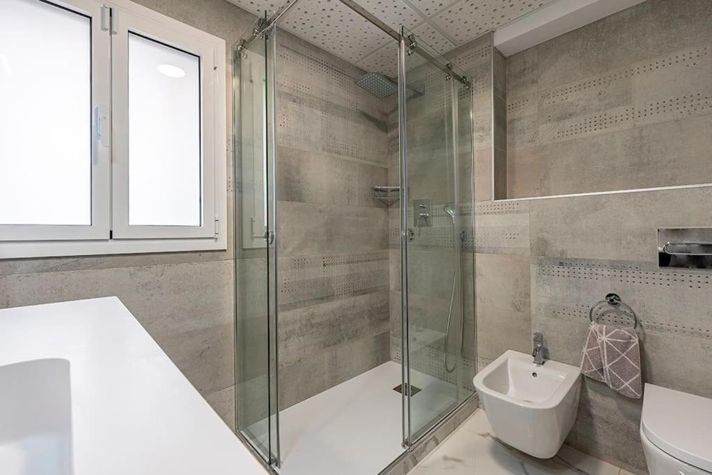 5 Stelle Piscina, Jacuzzi, Wifi - 2 Min Dal Mare Lägenhet Miami Playa Exteriör bild