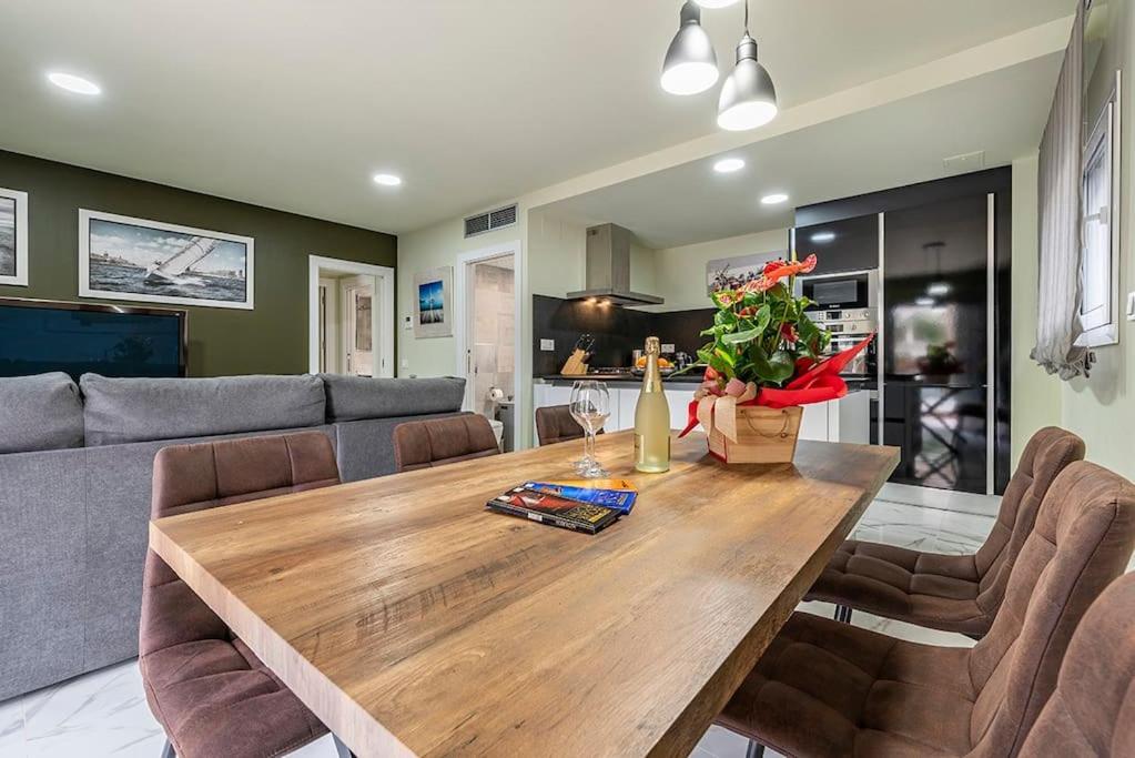 5 Stelle Piscina, Jacuzzi, Wifi - 2 Min Dal Mare Lägenhet Miami Playa Exteriör bild