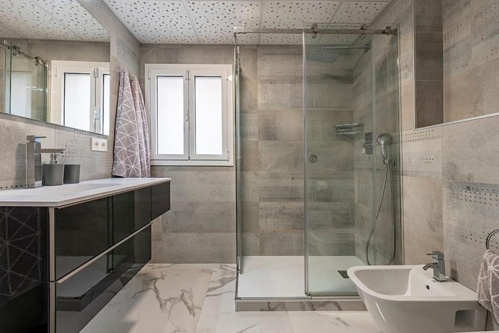 5 Stelle Piscina, Jacuzzi, Wifi - 2 Min Dal Mare Lägenhet Miami Playa Exteriör bild