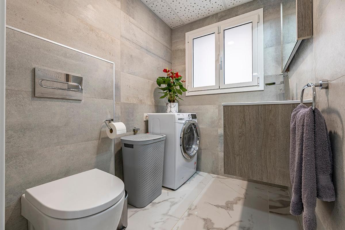 5 Stelle Piscina, Jacuzzi, Wifi - 2 Min Dal Mare Lägenhet Miami Playa Exteriör bild